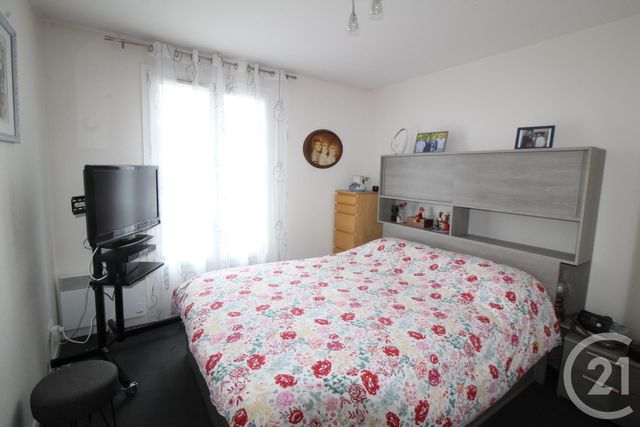 Afficher la photo en grand Appartement T3 à vendre - 3 pièces - 73.55 m2 - FALAISE - 14 - BASSE-NORMANDIE - Century 21 Cabinet De Loynes