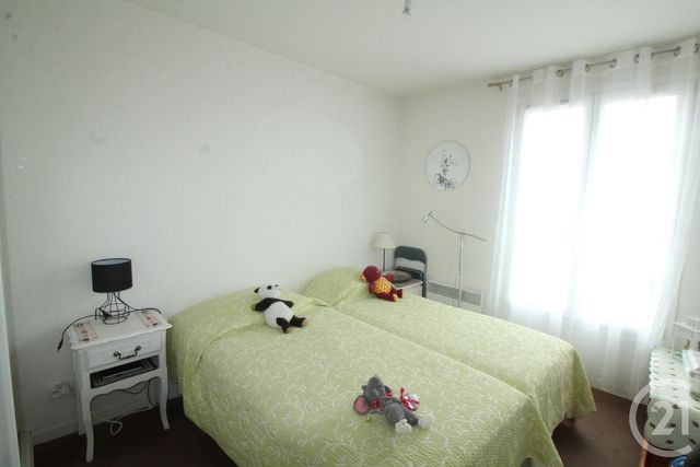 Afficher la photo en grand Appartement T3 à vendre - 3 pièces - 73.55 m2 - FALAISE - 14 - BASSE-NORMANDIE - Century 21 Cabinet De Loynes