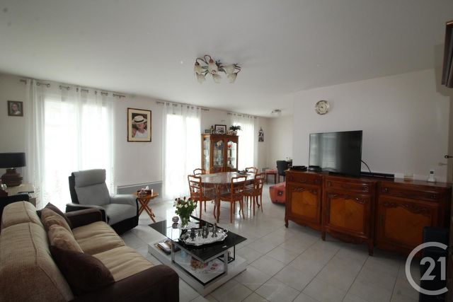 Afficher la photo en grand Appartement T3 à vendre - 3 pièces - 73.55 m2 - FALAISE - 14 - BASSE-NORMANDIE - Century 21 Cabinet De Loynes