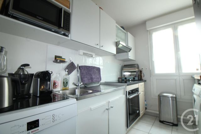 Afficher la photo en grand Appartement T3 à vendre - 3 pièces - 73.55 m2 - FALAISE - 14 - BASSE-NORMANDIE - Century 21 Cabinet De Loynes