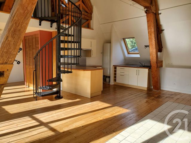 Appartement Duplex à louer - 3 pièces - 73.0 m2 - FALAISE - 14 - BASSE-NORMANDIE - Century 21 Cabinet De Loynes