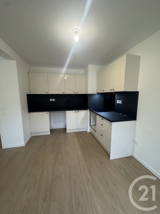 maison à louer - 4 pièces - 83.0 m2 - CORMELLES LE ROYAL - 14 - BASSE-NORMANDIE - Century 21 Cabinet De Loynes