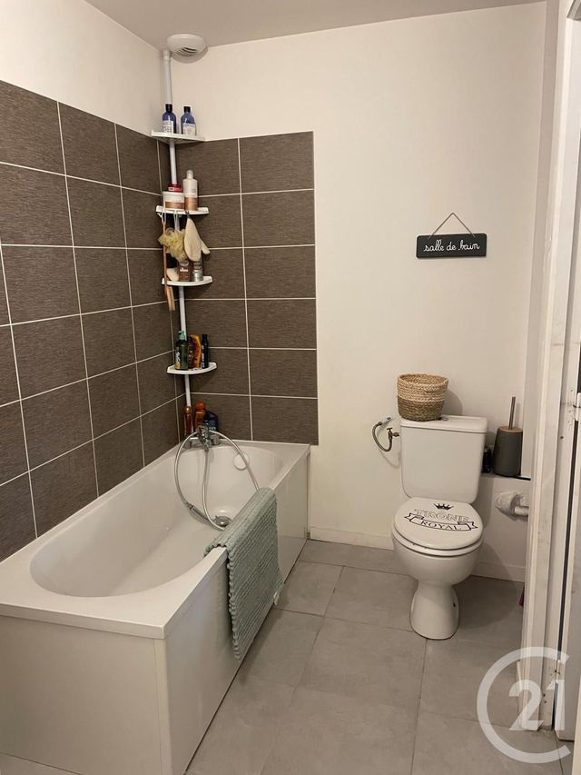 Appartement F3 à louer - 3 pièces - 60.0 m2 - USSY - 14 - BASSE-NORMANDIE - Century 21 Cabinet De Loynes