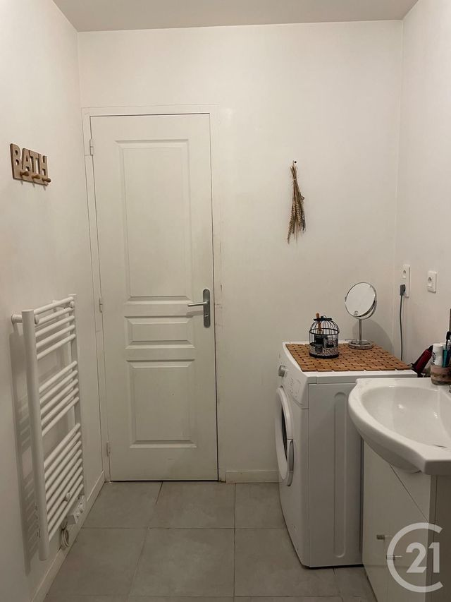 Appartement F3 à louer - 3 pièces - 60.0 m2 - USSY - 14 - BASSE-NORMANDIE - Century 21 Cabinet De Loynes