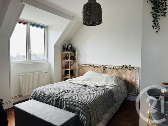 Afficher la photo en grand Appartement F4 à vendre - 12 pièces - 231.77 m2 - FALAISE - 14 - BASSE-NORMANDIE - Century 21 Cabinet De Loynes