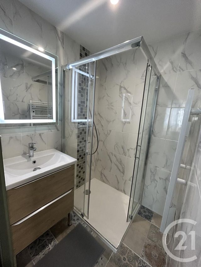 Appartement Duplex à louer - 2 pièces - 33.67 m2 - FALAISE - 14 - BASSE-NORMANDIE - Century 21 Cabinet De Loynes