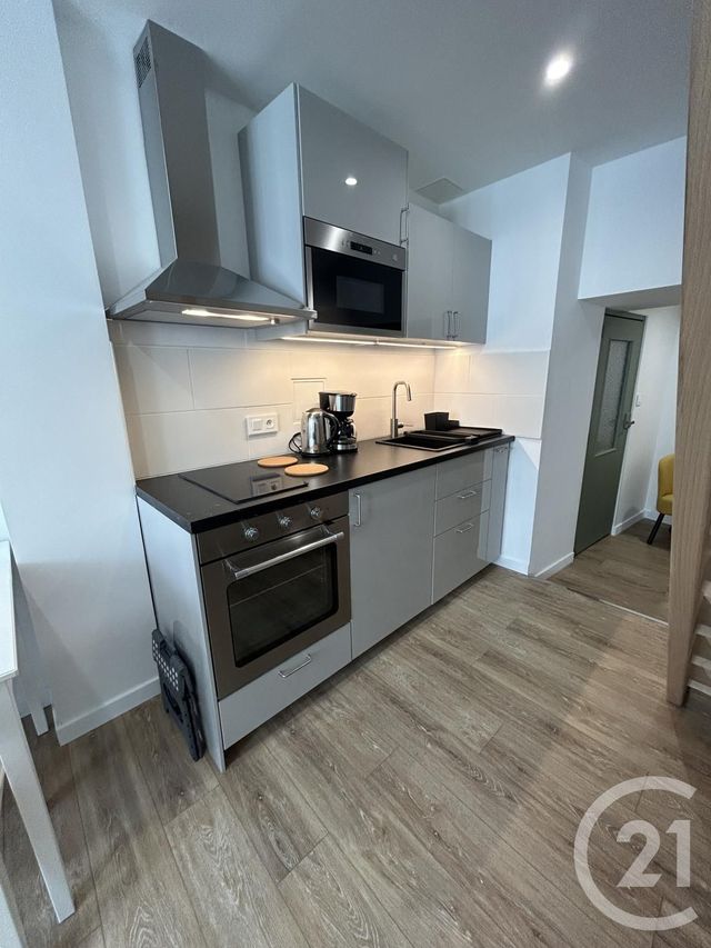 Appartement Duplex à louer - 2 pièces - 33.67 m2 - FALAISE - 14 - BASSE-NORMANDIE - Century 21 Cabinet De Loynes