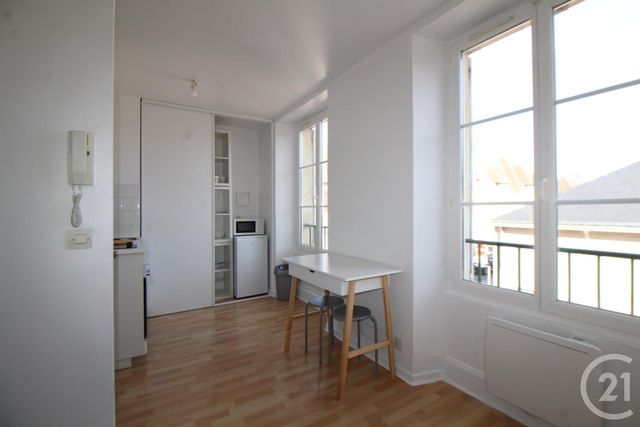 Appartement Studio à louer FALAISE