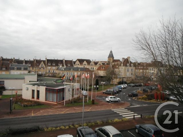 Appartement F4 à louer - 4 pièces - 84.0 m2 - FALAISE - 14 - BASSE-NORMANDIE - Century 21 Cabinet De Loynes