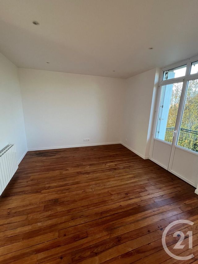 Appartement F2 à louer - 2 pièces - 42.0 m2 - FALAISE - 14 - BASSE-NORMANDIE - Century 21 Cabinet De Loynes