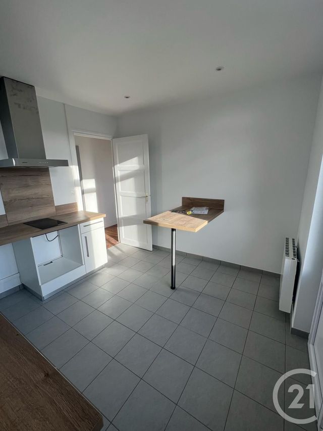 Appartement F2 à louer - 2 pièces - 42.0 m2 - FALAISE - 14 - BASSE-NORMANDIE - Century 21 Cabinet De Loynes
