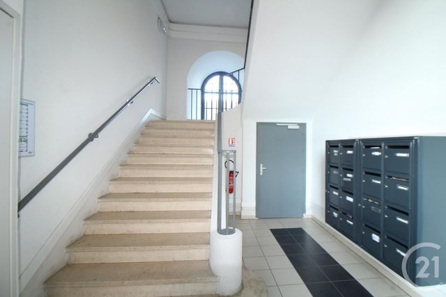 Appartement F2 à louer - 2 pièces - 35.67 m2 - FALAISE - 14 - BASSE-NORMANDIE - Century 21 Cabinet De Loynes