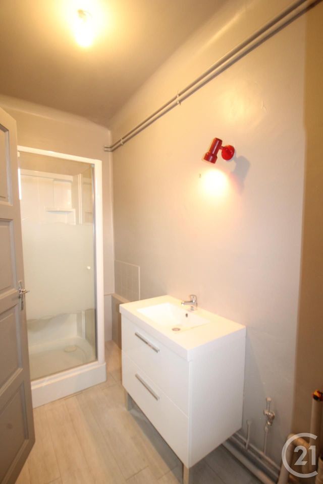 Appartement F2 à louer - 2 pièces - 56.32 m2 - FALAISE - 14 - BASSE-NORMANDIE - Century 21 Cabinet De Loynes