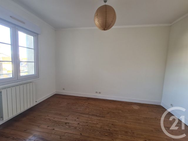 Appartement F3 à louer - 3 pièces - 72.0 m2 - FALAISE - 14 - BASSE-NORMANDIE - Century 21 Cabinet De Loynes