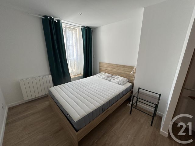 Appartement Duplex à louer - 2 pièces - 33.67 m2 - FALAISE - 14 - BASSE-NORMANDIE - Century 21 Cabinet De Loynes