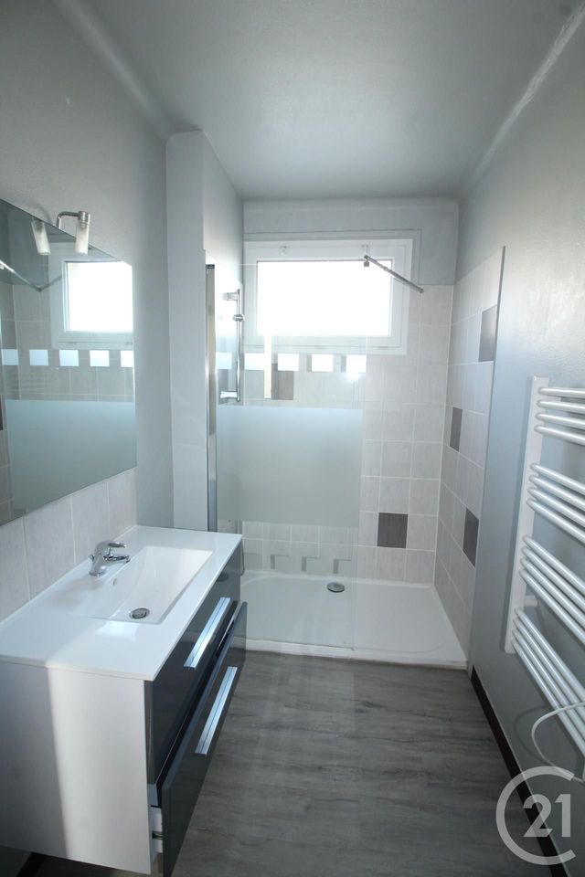 Appartement F3 à vendre - 3 pièces - 64.25 m2 - FALAISE - 14 - BASSE-NORMANDIE - Century 21 Cabinet De Loynes