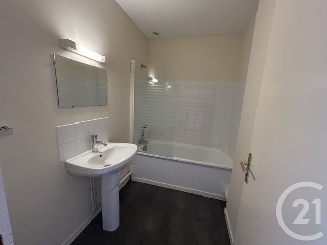 Appartement F3 à vendre - 3 pièces - 45.0 m2 - FALAISE - 14 - BASSE-NORMANDIE - Century 21 Cabinet De Loynes