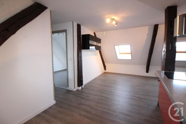 Appartement F2 à louer - 2 pièces - 37.79 m2 - FALAISE - 14 - BASSE-NORMANDIE - Century 21 Cabinet De Loynes