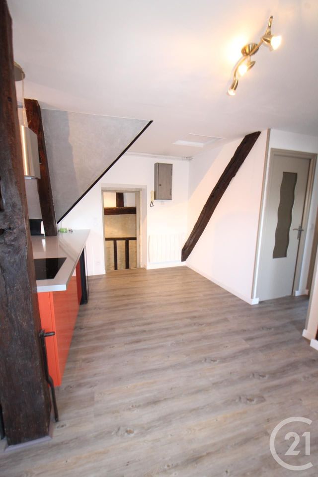 Appartement F2 à louer - 2 pièces - 37.79 m2 - FALAISE - 14 - BASSE-NORMANDIE - Century 21 Cabinet De Loynes