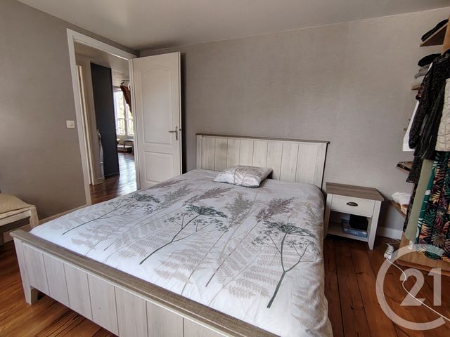 Appartement Duplex à louer - 3 pièces - 73.0 m2 - FALAISE - 14 - BASSE-NORMANDIE - Century 21 Cabinet De Loynes