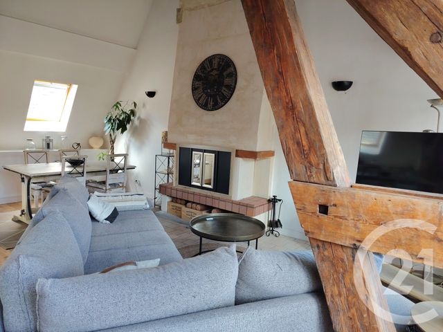 Appartement Duplex à louer - 3 pièces - 73.0 m2 - FALAISE - 14 - BASSE-NORMANDIE - Century 21 Cabinet De Loynes